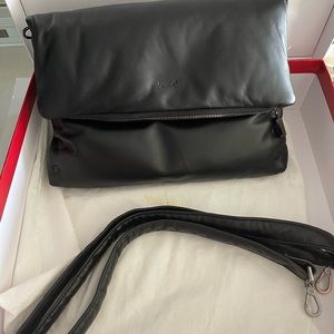 Hammitt VIP LRG Black Puff